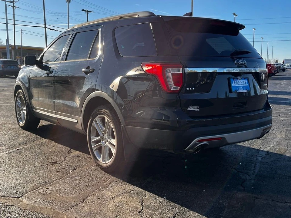 2016 Ford Explorer 5th Gen - Image 5 of 12