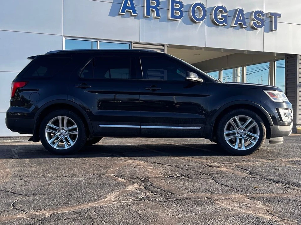 2016 Ford Explorer 5th Gen - Image 2 of 12