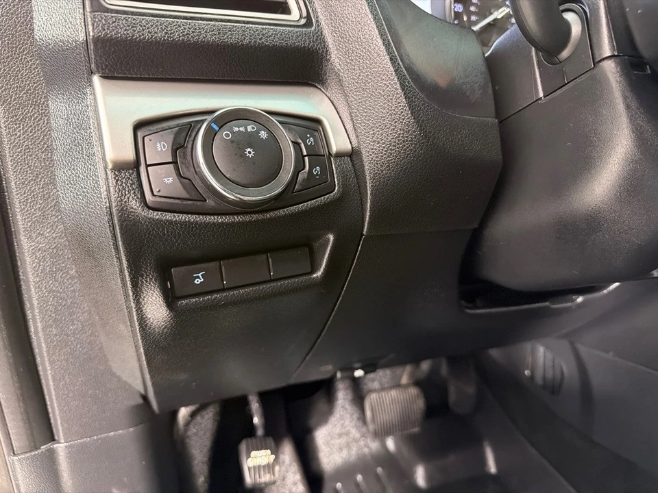 2016 Ford Explorer 5th Gen - Image 10 of 21