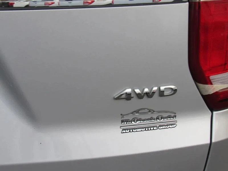 2016 Ford Explorer 5th Gen - Image 7 of 12
