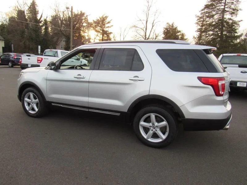 2016 Ford Explorer 5th Gen - Image 4 of 12