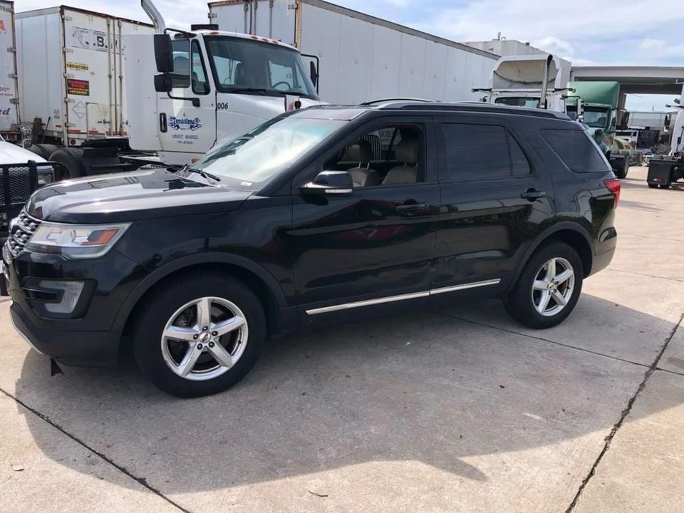 2016 Ford Explorer 5th Gen - Image 4 of 8