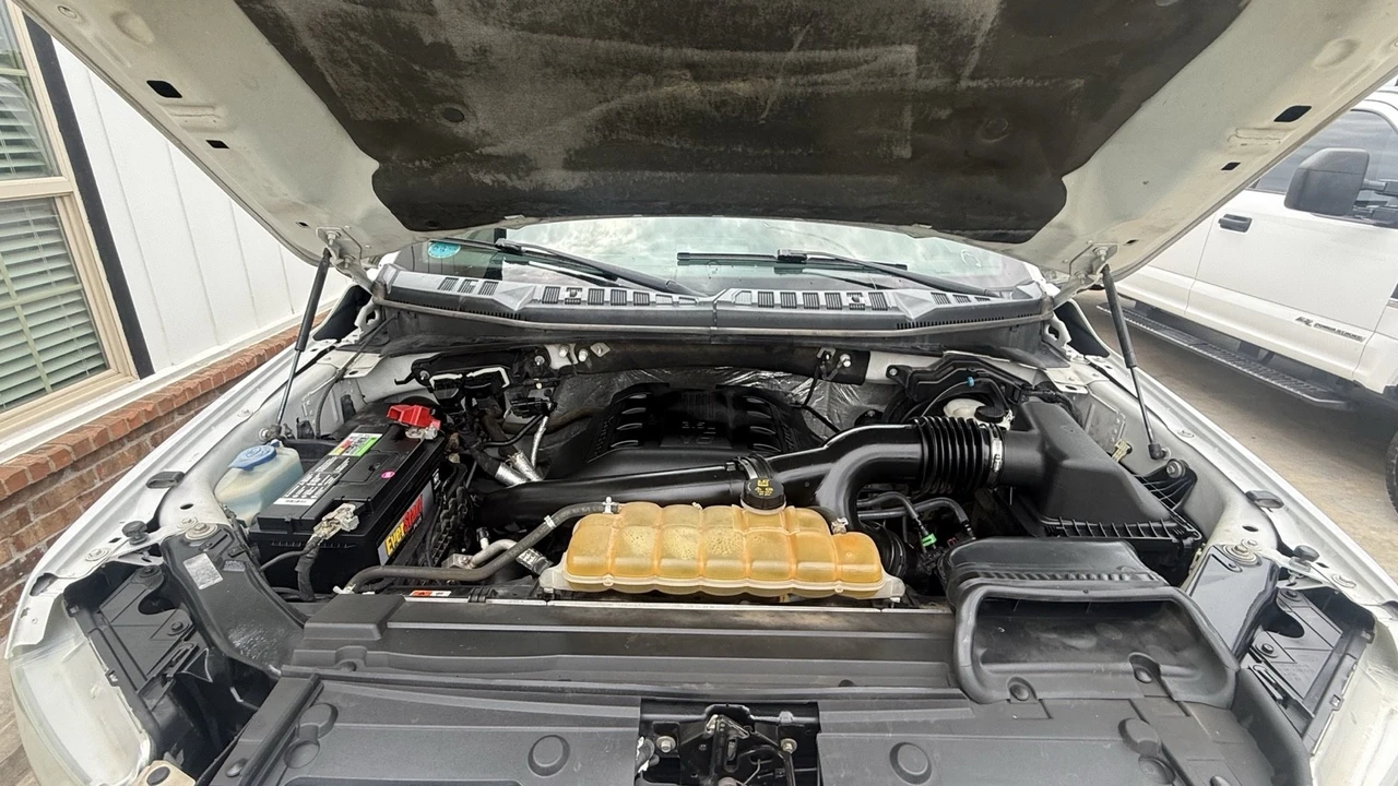2016 Ford F-150 13th Gen - Image 16 of 17