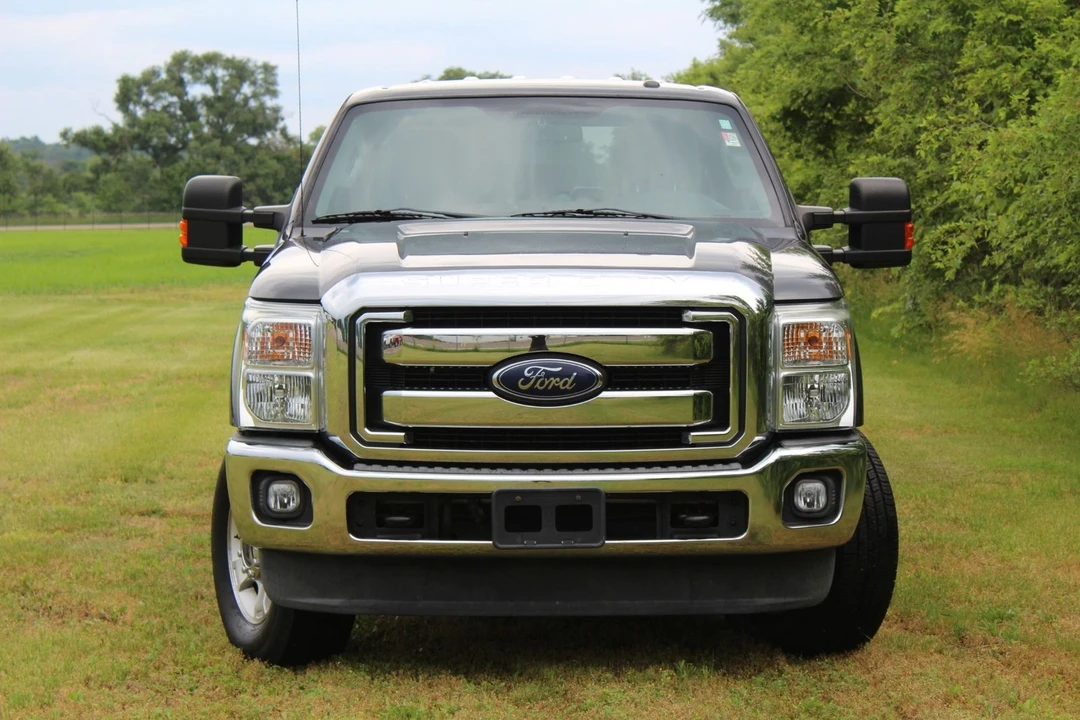 2016 Ford Super Duty 3rd Gen - Image 2 of 12