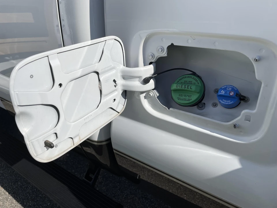 2016 Ford Super Duty 3rd Gen - Image 11 of 25