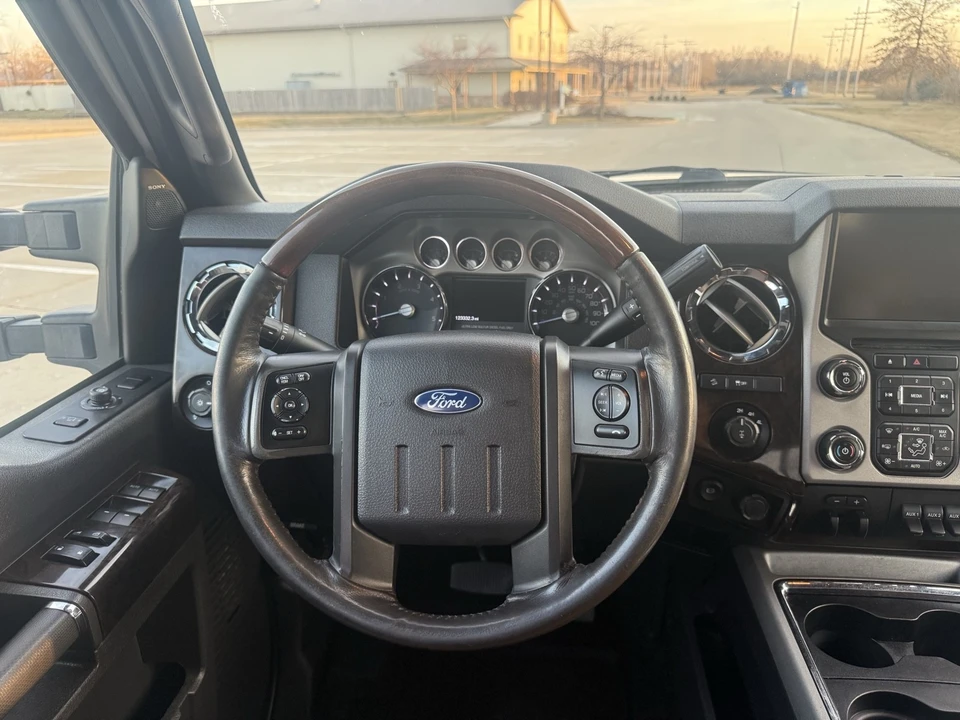 2016 Ford Super Duty 3rd Gen - Image 15 of 20