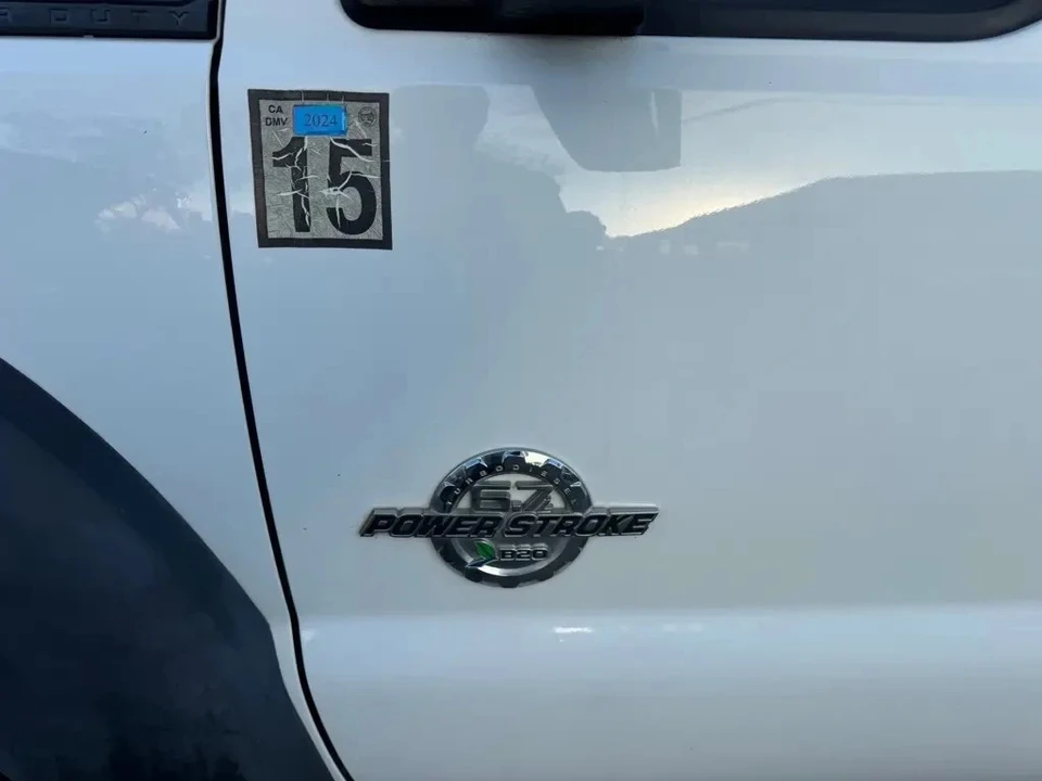 2016 Ford Super Duty 3rd Gen - Image 2 of 21