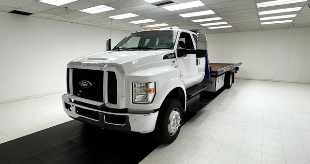 2016 Ford F-650 Super Duty 4x2 Supercab Rollback