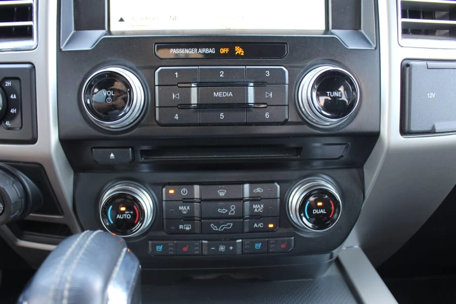 2016 Ford F-150 13th Gen - Image 27 of 31
