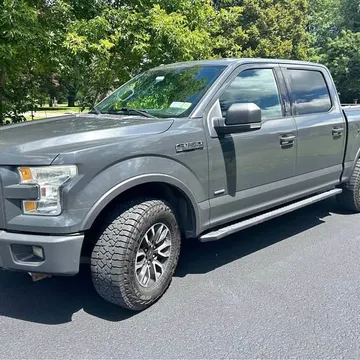 2016 Ford F150 SuperCrew Cab XLT Pickup 4D 5 1/2 ft