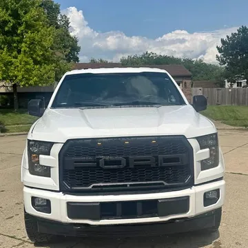 2016 Ford F150 SuperCrew Cab XLT Pickup 4D 5 1/2 ft