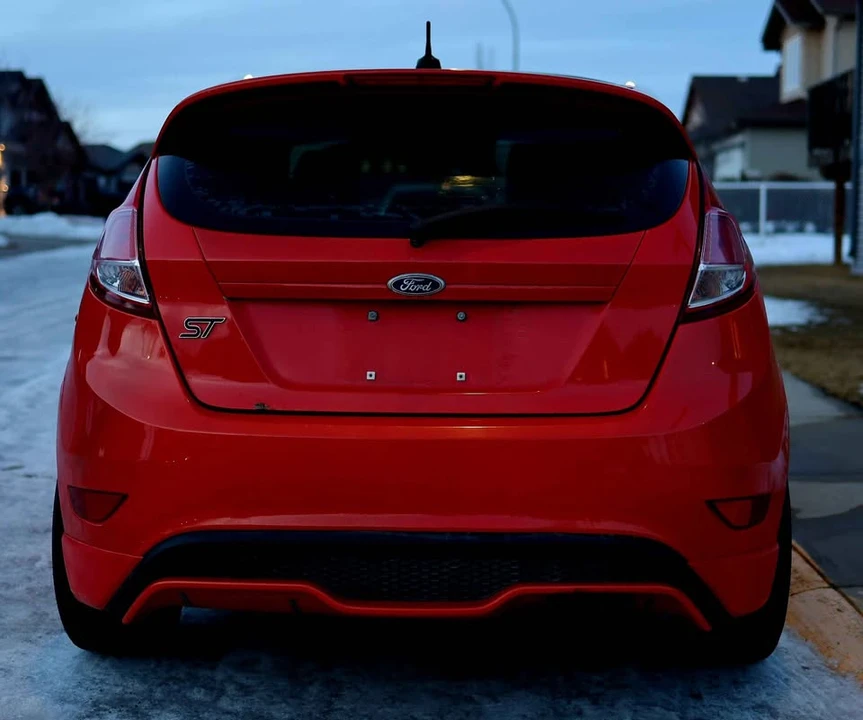 2016 Ford Fiesta - Image 6 of 8