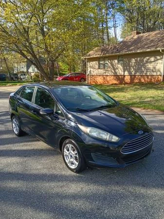 2016 Ford Fiesta - Image 2 of 5