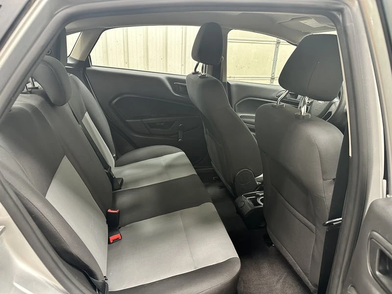 2016 Ford Fiesta - Image 17 of 21