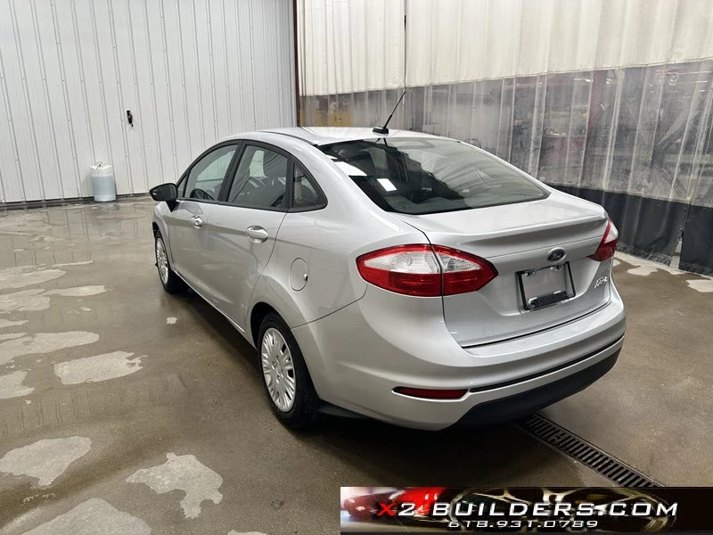 2016 Ford Fiesta - Image 6 of 12