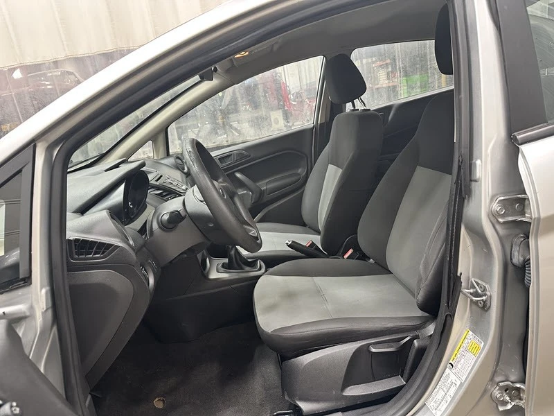 2016 Ford Fiesta - Image 11 of 12