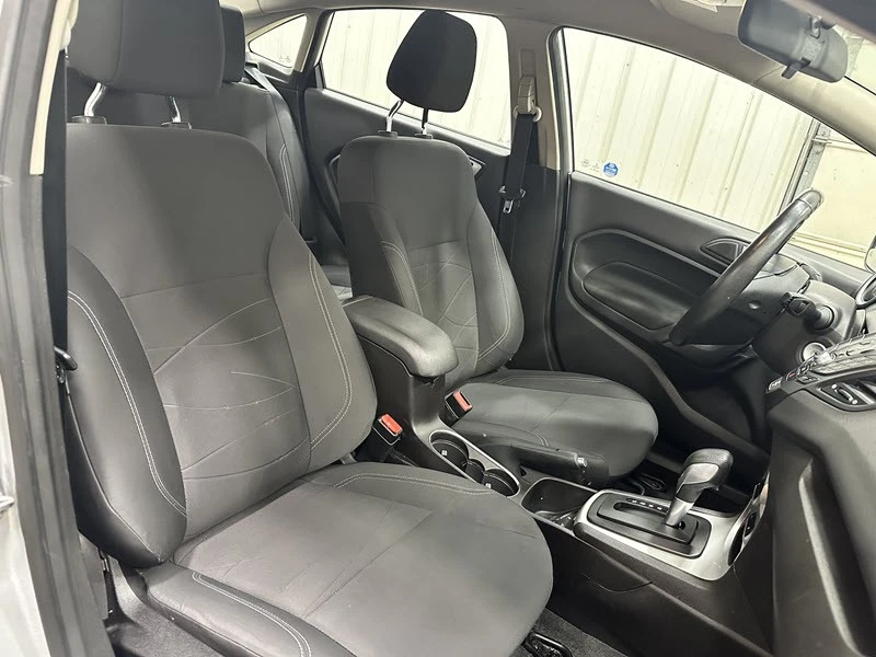 2016 Ford Fiesta - Image 17 of 21