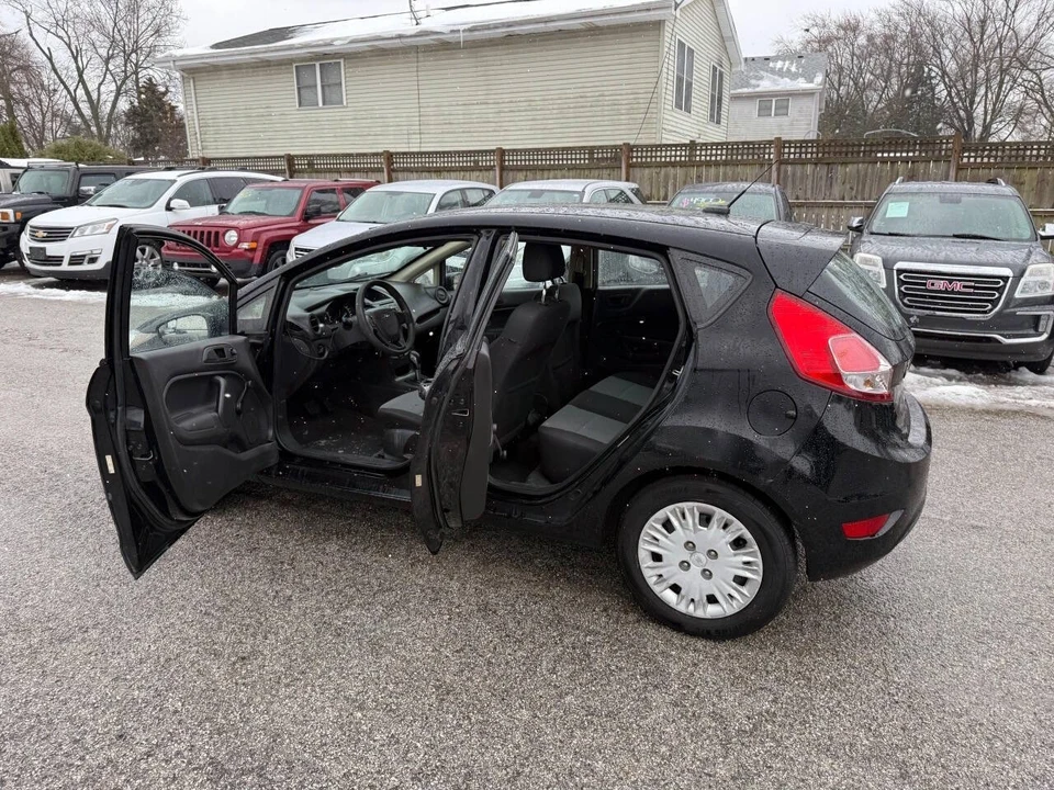 2016 Ford Fiesta - Image 5 of 21