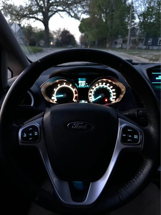 2016 Ford Fiesta - Image 11 of 11