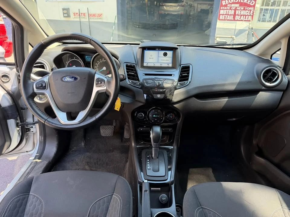 2016 Ford Fiesta - Image 5 of 8