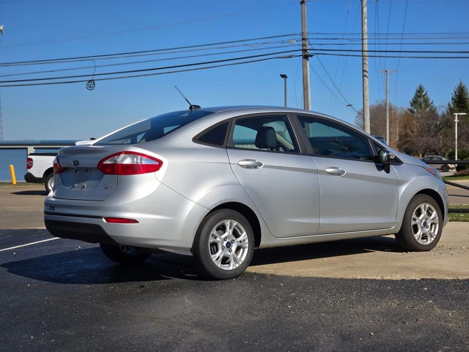 2016 Ford Fiesta - Image 7 of 12