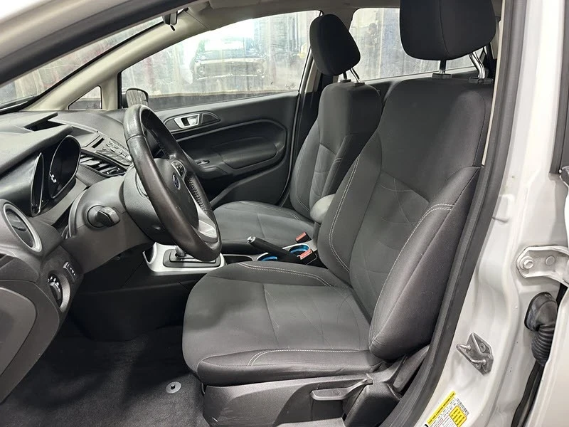 2016 Ford Fiesta - Image 10 of 12