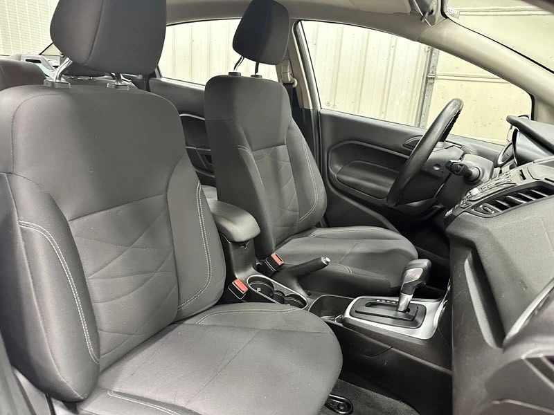 2016 Ford Fiesta - Image 17 of 21