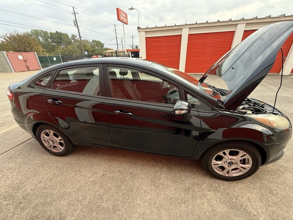 2016 Ford Fiesta - Image 2 of 6