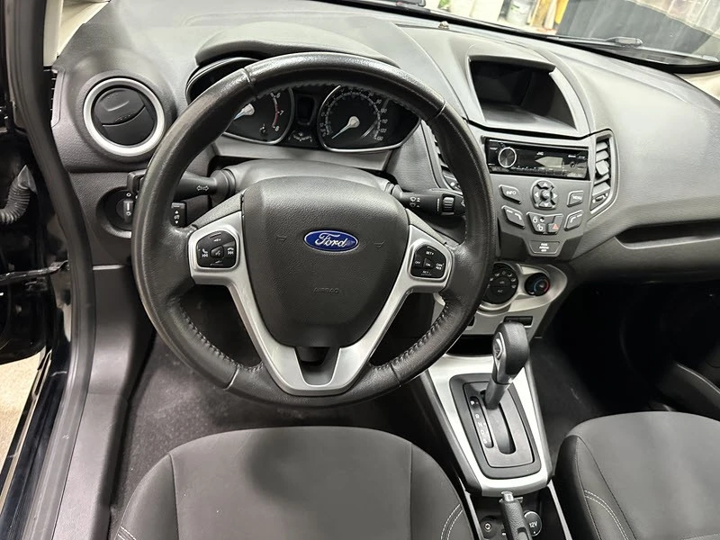 2016 Ford Fiesta - Image 8 of 12
