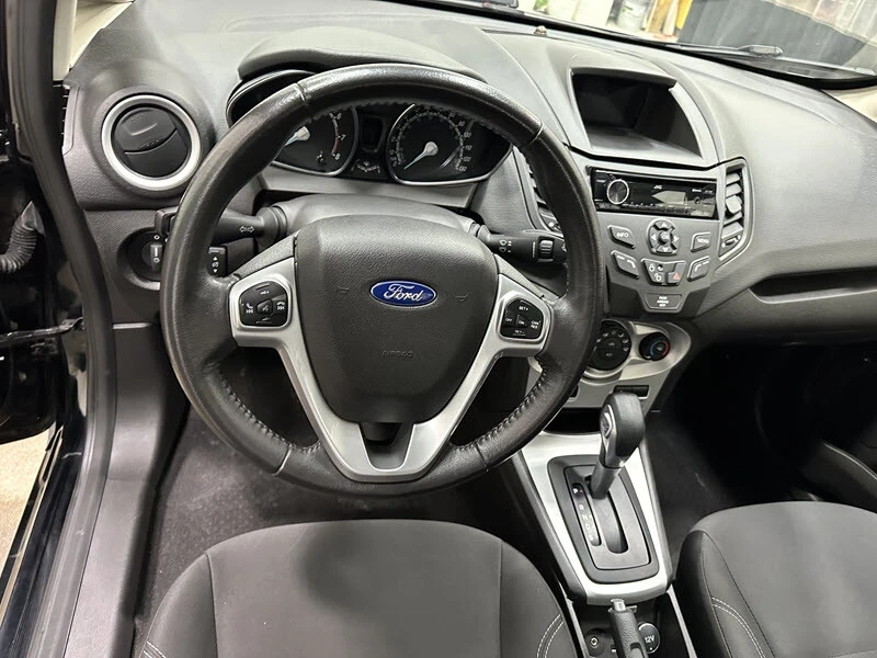 2016 Ford Fiesta - Image 8 of 21