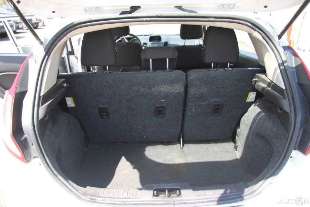 2016 Ford Fiesta - Image 21 of 24