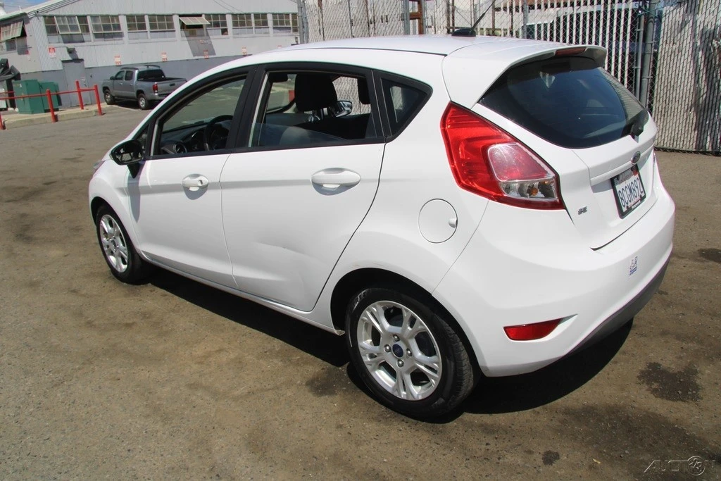 2016 Ford Fiesta - Image 5 of 24