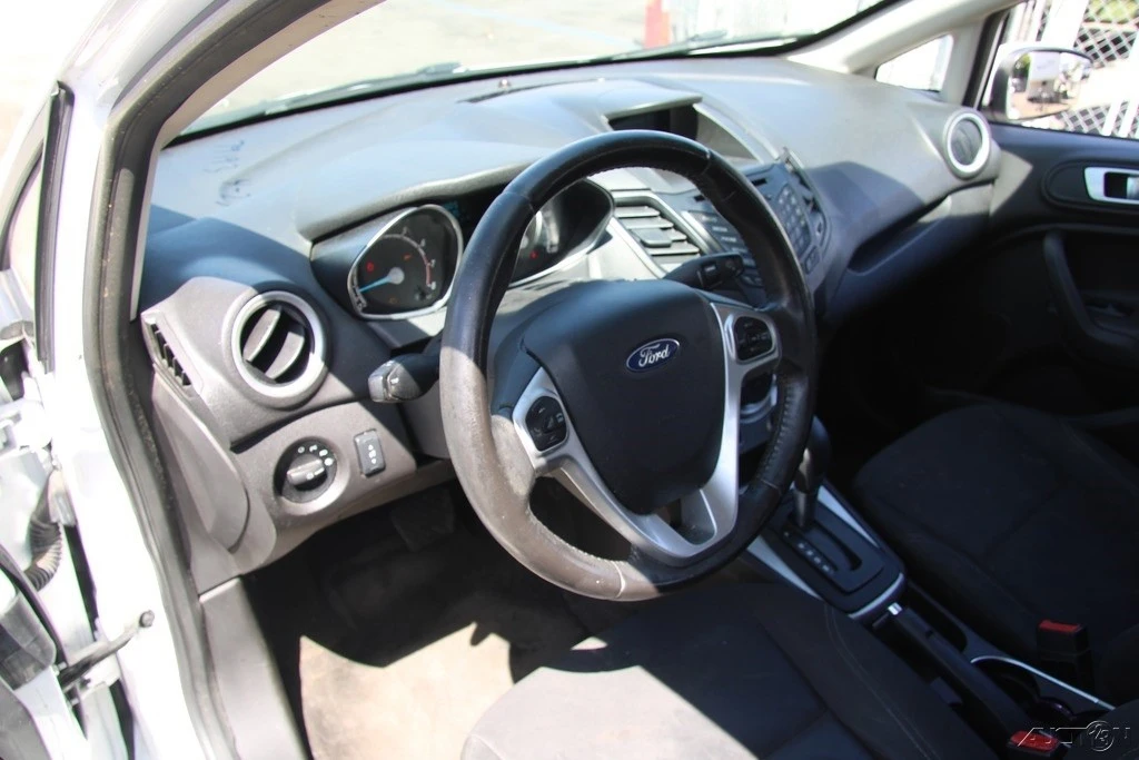 2016 Ford Fiesta - Image 14 of 24