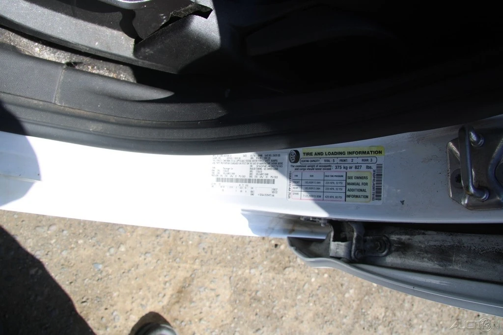 2016 Ford Fiesta - Image 11 of 24