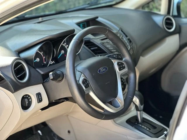 2016 Ford Fiesta - Image 14 of 21
