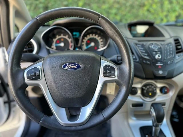 2016 Ford Fiesta - Image 15 of 21