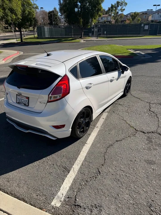 2016 Ford Fiesta - Image 4 of 10