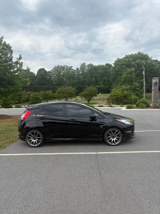2016 Ford Fiesta - Image 3 of 11