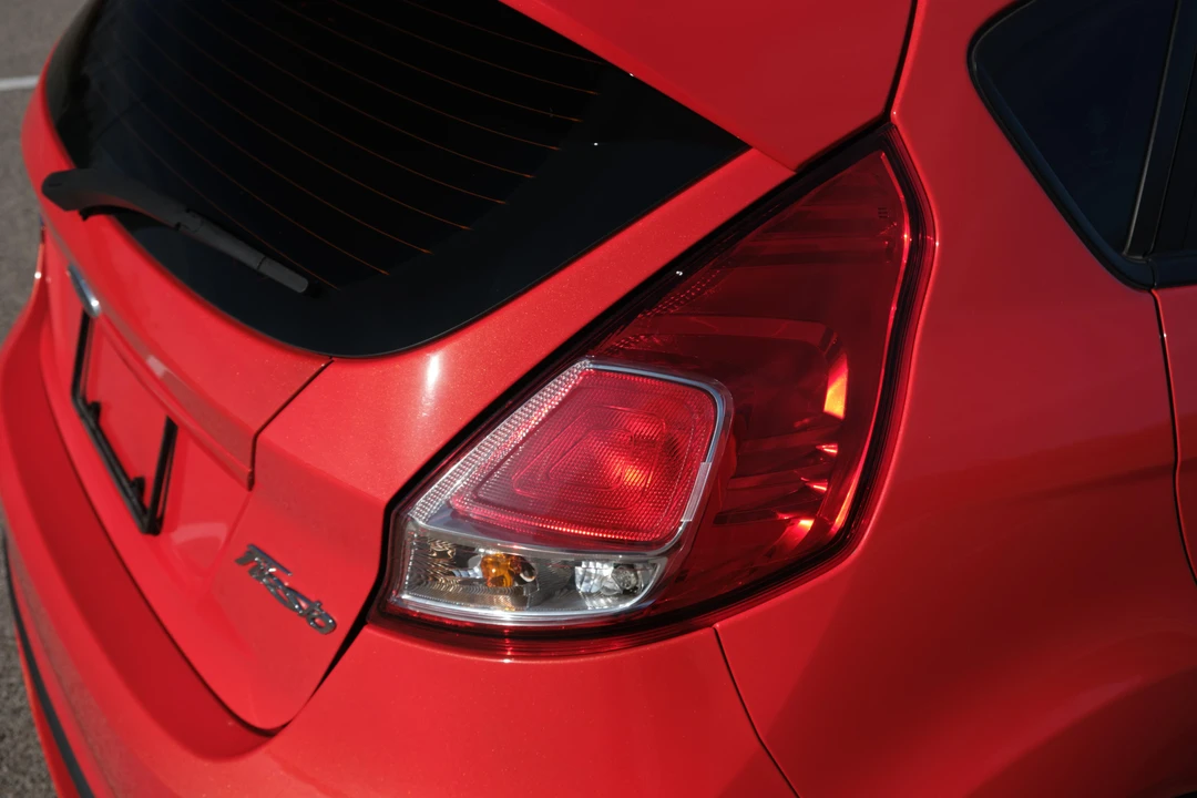 2016 Ford Fiesta - Image 28 of 31