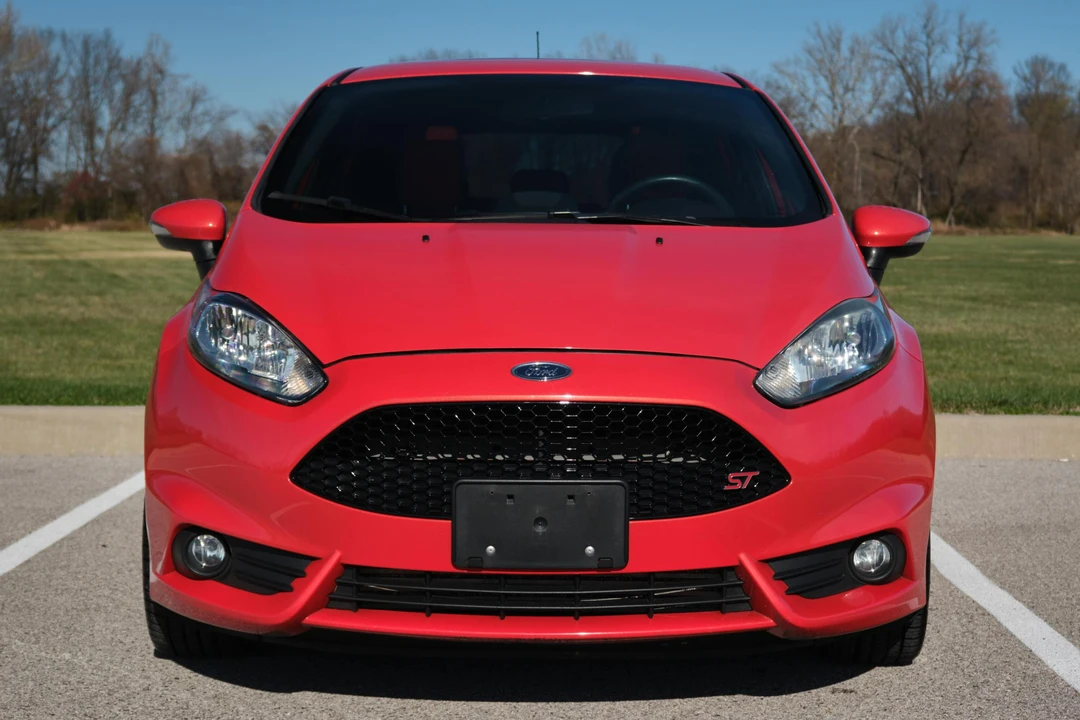 2016 Ford Fiesta - Image 2 of 31
