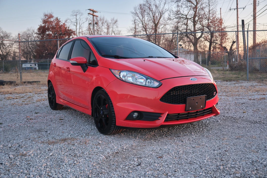 2016 Ford Fiesta - Image 13 of 31