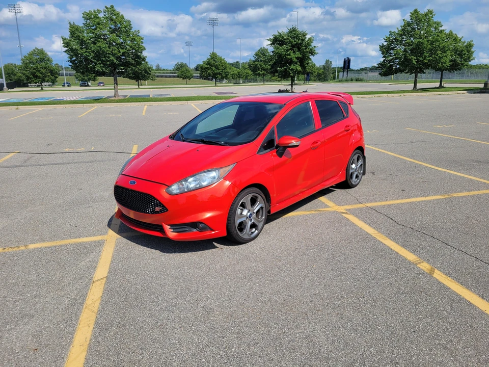2016 Ford Fiesta - Image 16 of 31