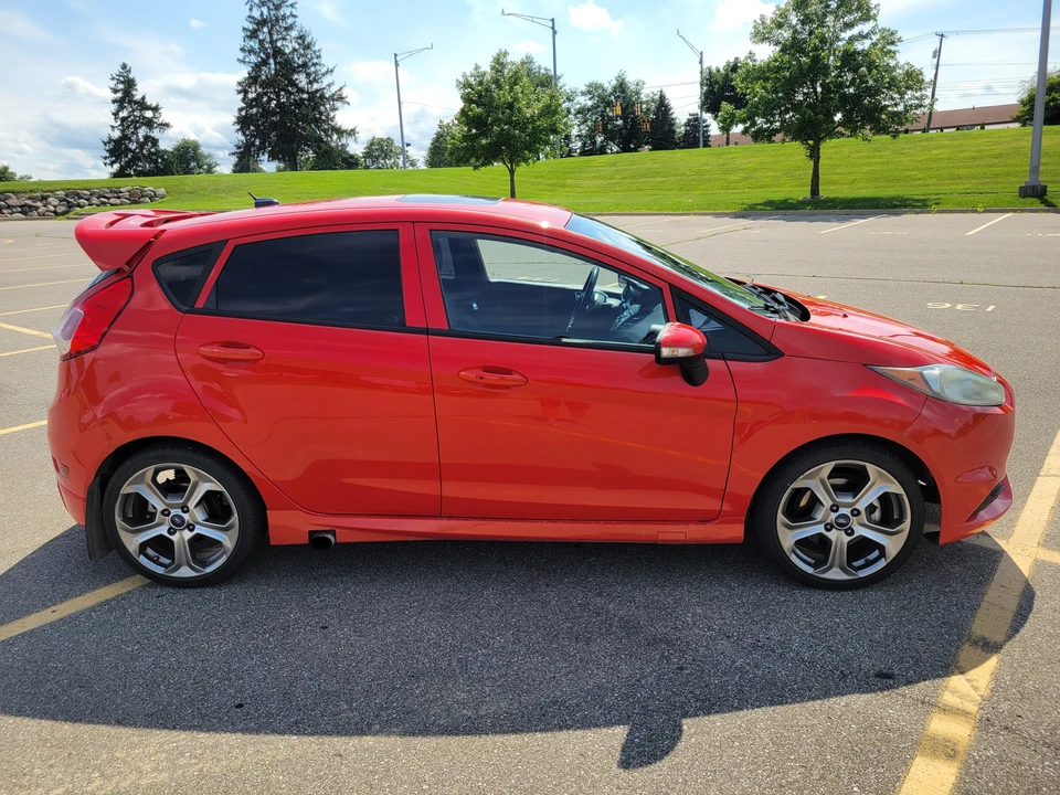 2016 Ford Fiesta - Image 30 of 31