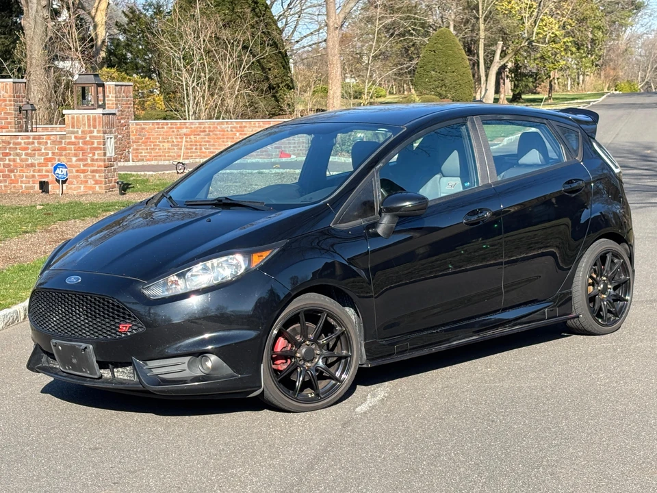 2016 Ford Fiesta - Image 8 of 12