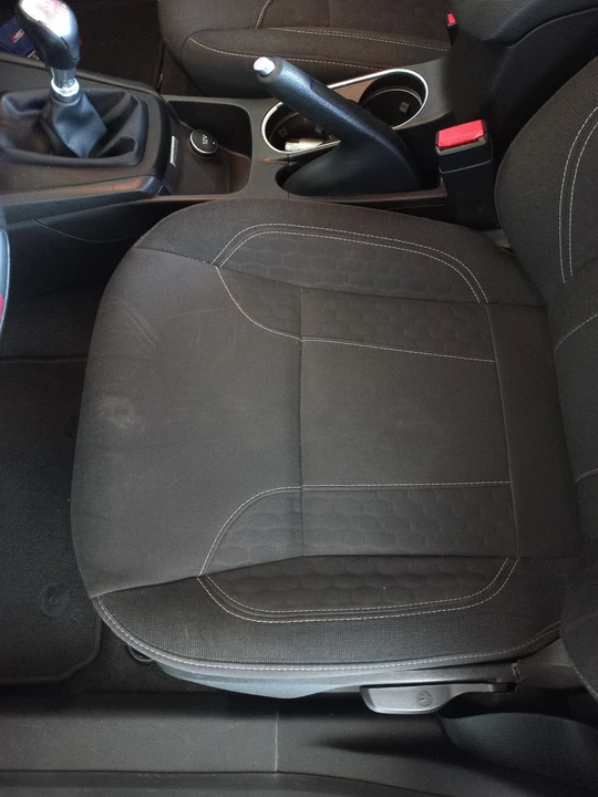 2016 Ford Fiesta - Image 13 of 21