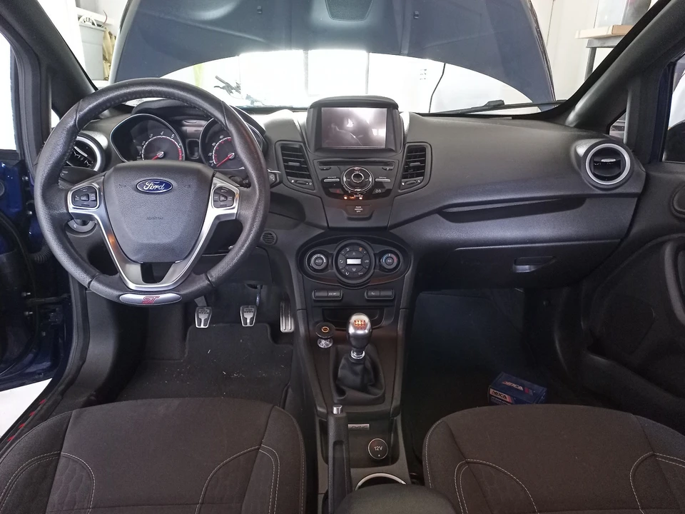 2016 Ford Fiesta - Image 14 of 21