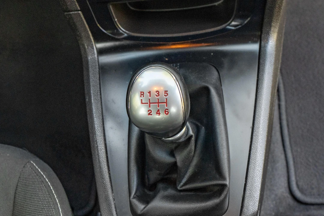 2016 Ford Fiesta - Image 17 of 31