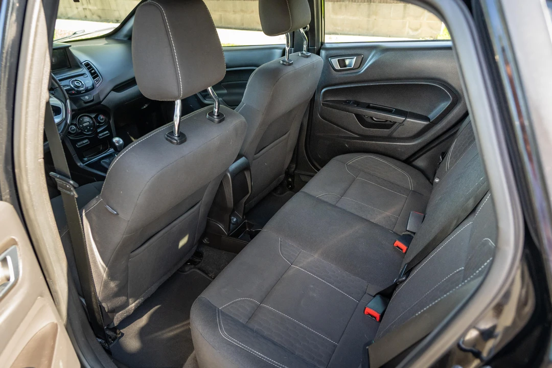 2016 Ford Fiesta - Image 23 of 31