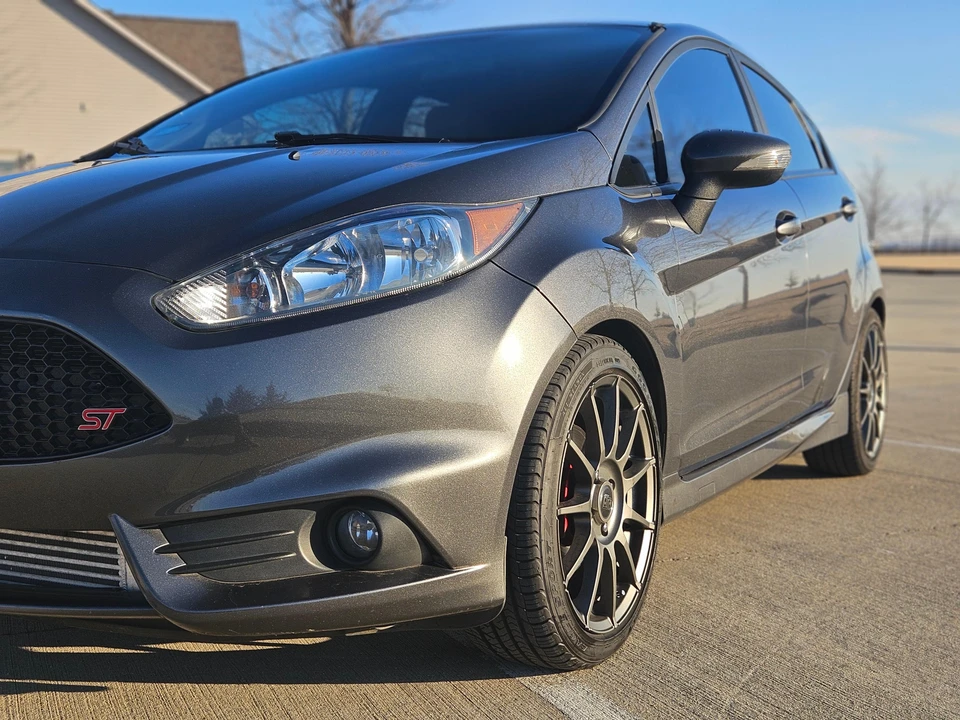 2016 Ford Fiesta - Image 15 of 31