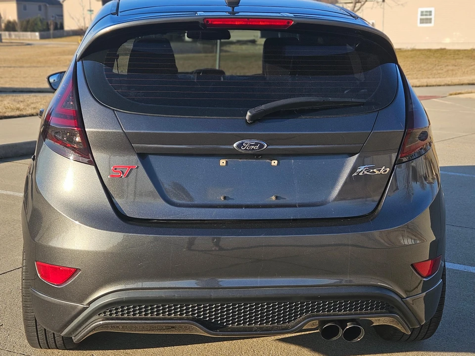 2016 Ford Fiesta - Image 11 of 31